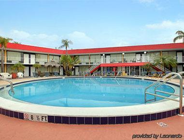 Express Inn & Suites Clearwater 皮内拉斯公园 外观 照片