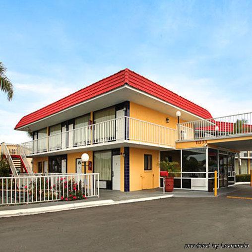 Express Inn & Suites Clearwater 皮内拉斯公园 外观 照片